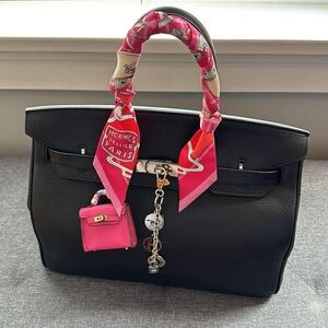 Great condition Birkin 35 Hermes authentic Palladium Hardware